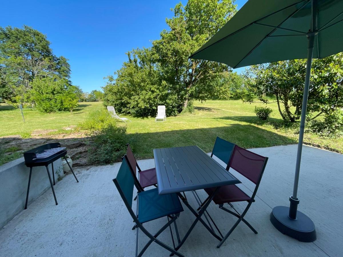 Les Mimosas Villa Gracay Exteriör bild