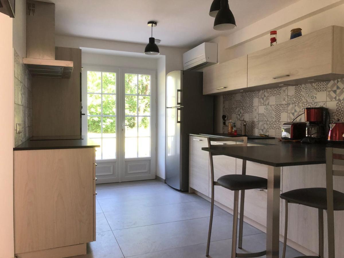 Les Mimosas Villa Gracay Exteriör bild