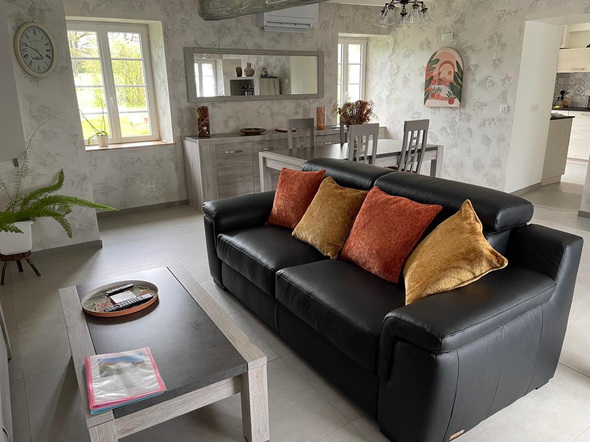 Les Mimosas Villa Gracay Exteriör bild